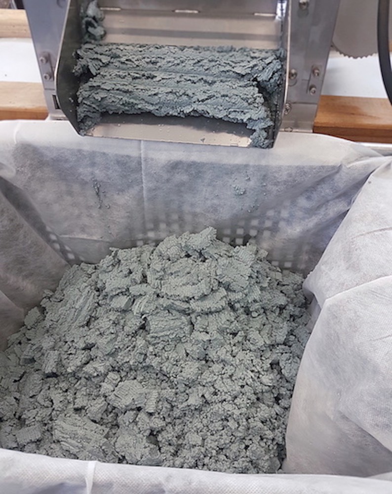 A paint manufacturer installs a NISKAE pilot unit to treat its rinsing water