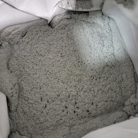 Sludge filtering box