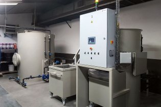 Station for the treatment of wastewater from an industrial printing house
