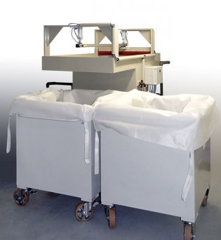 Water curtain paint booth skimmer