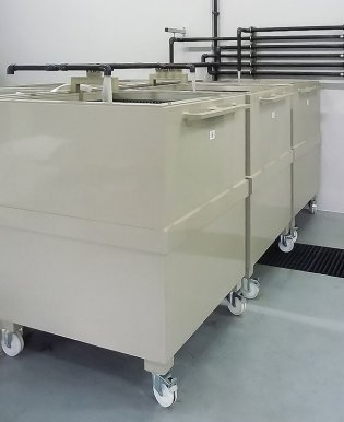 Water treatment sludge filtration boxes